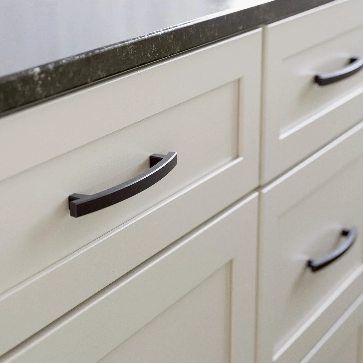 Franklin Brass Pierce (5-Pack) Cabinet Handles 5-1/16' Hole Center Deep Bronze Kitchen Drawer Pulls Dresser, Furniture Hardware P29616K-324-B