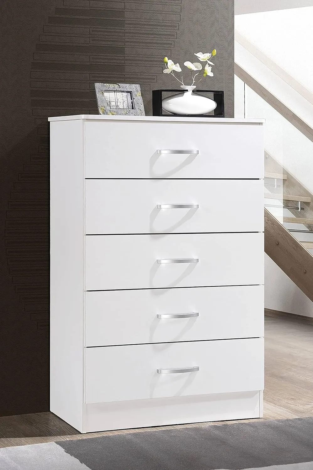 HODEDAH 5 Drawer Wood Dresser for Bedroom, Chest of Drawers with Metal Rails for Support when Storing Clothing, White