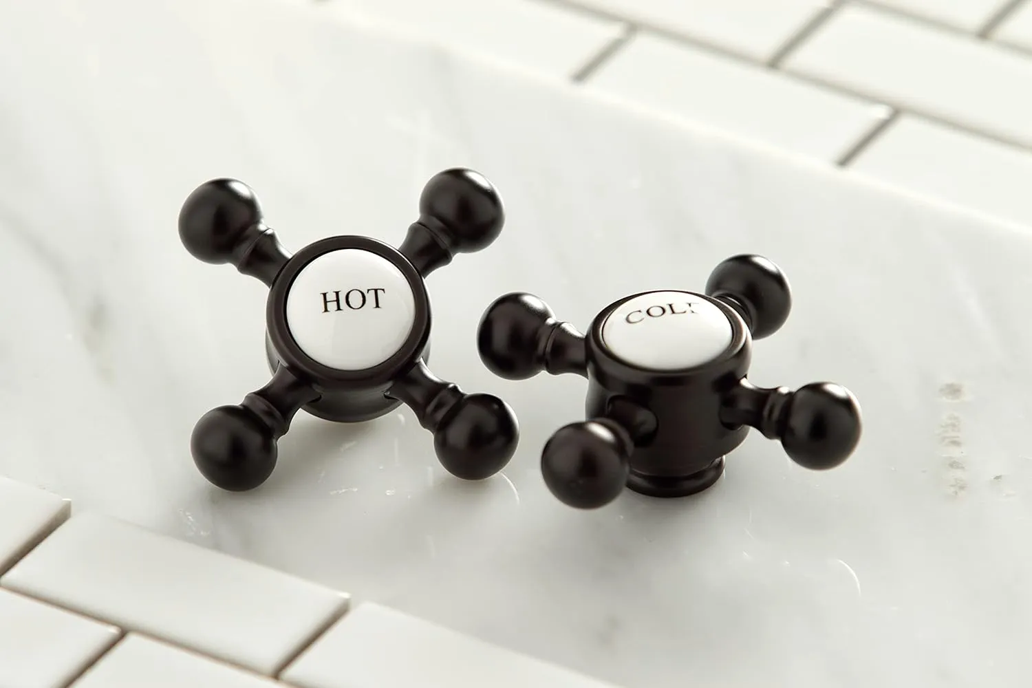 Kingston Brass KB1605BX Heritage 4-Inch Centerset Lavatory Faucet with Metal Cross Handle, Oil Rubbed Bronze
