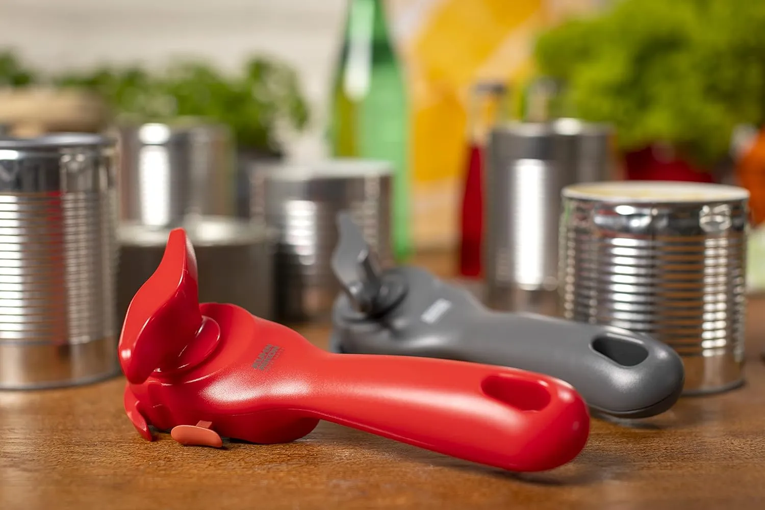 Kuhn Rikon Can Opener with Lid-Lifting Pincers, Tin Opener with Stainless Steel Blade. Tin Openers for Arthritis Hands. Can Openers That Work – 3 Year Kuhn Rikon Kitchen Accessories Guarantee