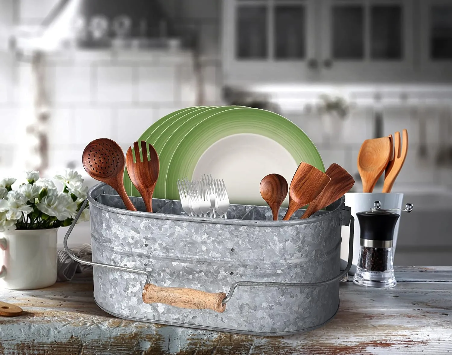 Light & Pro Multipurpose Galvanized Rustic Farmhouse Caddy - Metal 4 Compartment Storage Bin Caddy with Wooden Handle Perfect for Kitchen Utensils, Picnic, Garden Planter - Hammered - Antique Grey