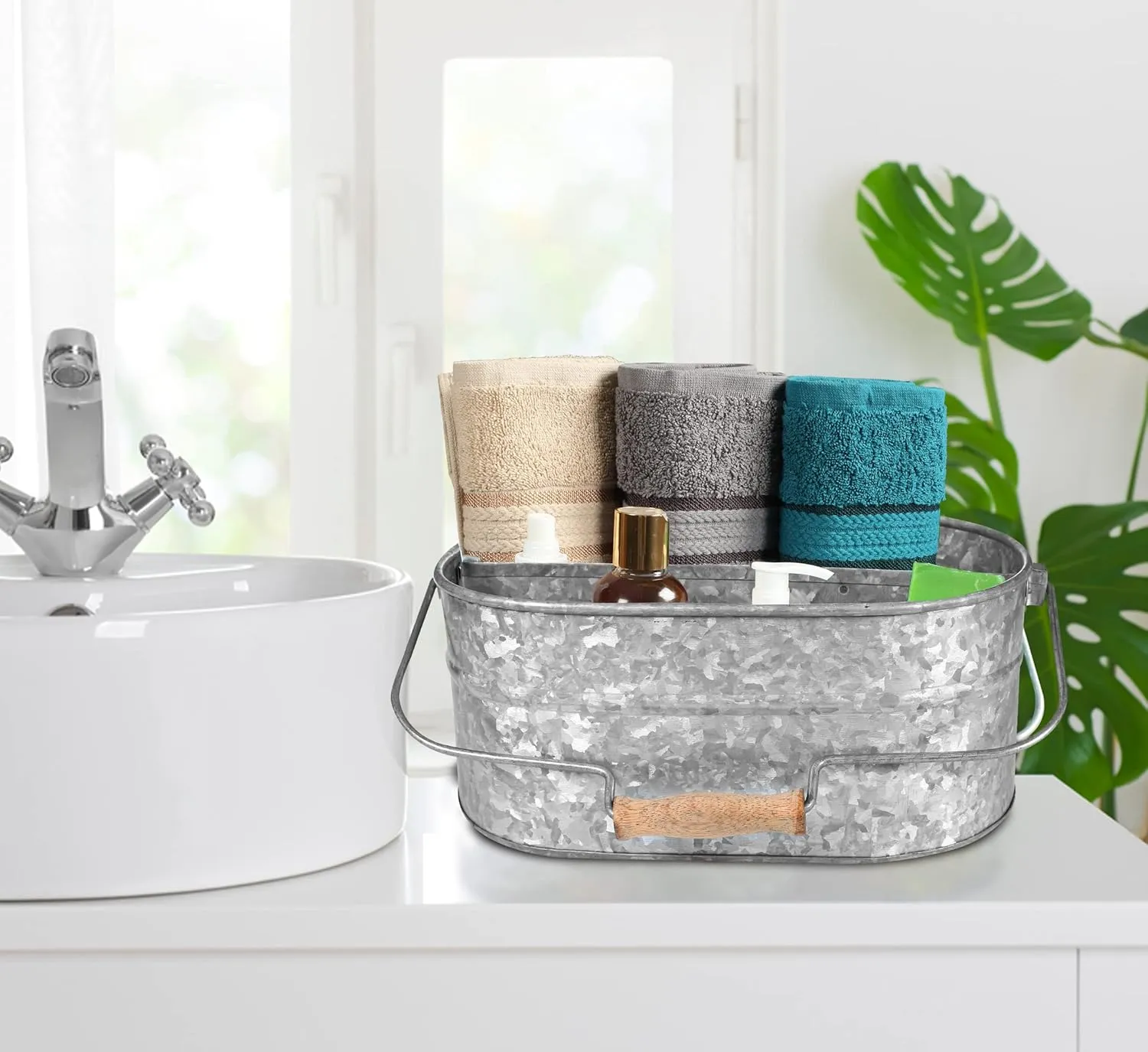 Light & Pro Multipurpose Galvanized Rustic Farmhouse Caddy - Metal 4 Compartment Storage Bin Caddy with Wooden Handle Perfect for Kitchen Utensils, Picnic, Garden Planter - Hammered - Antique Grey