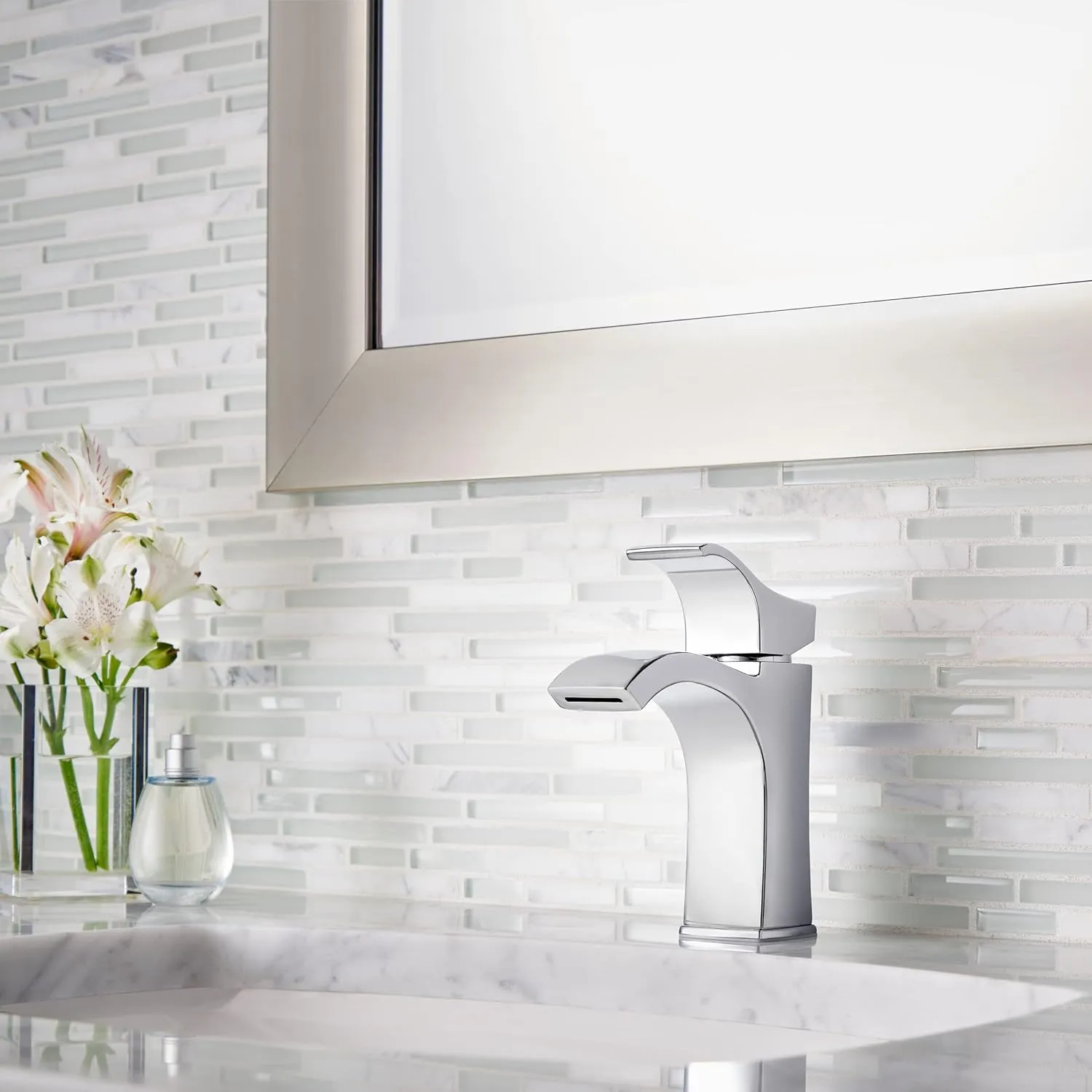 Pfister Venturi Bathroom Sink Faucet, Single Control, 1-Handle, Single Hole, Polished Chrome Finish, LF042VNCC