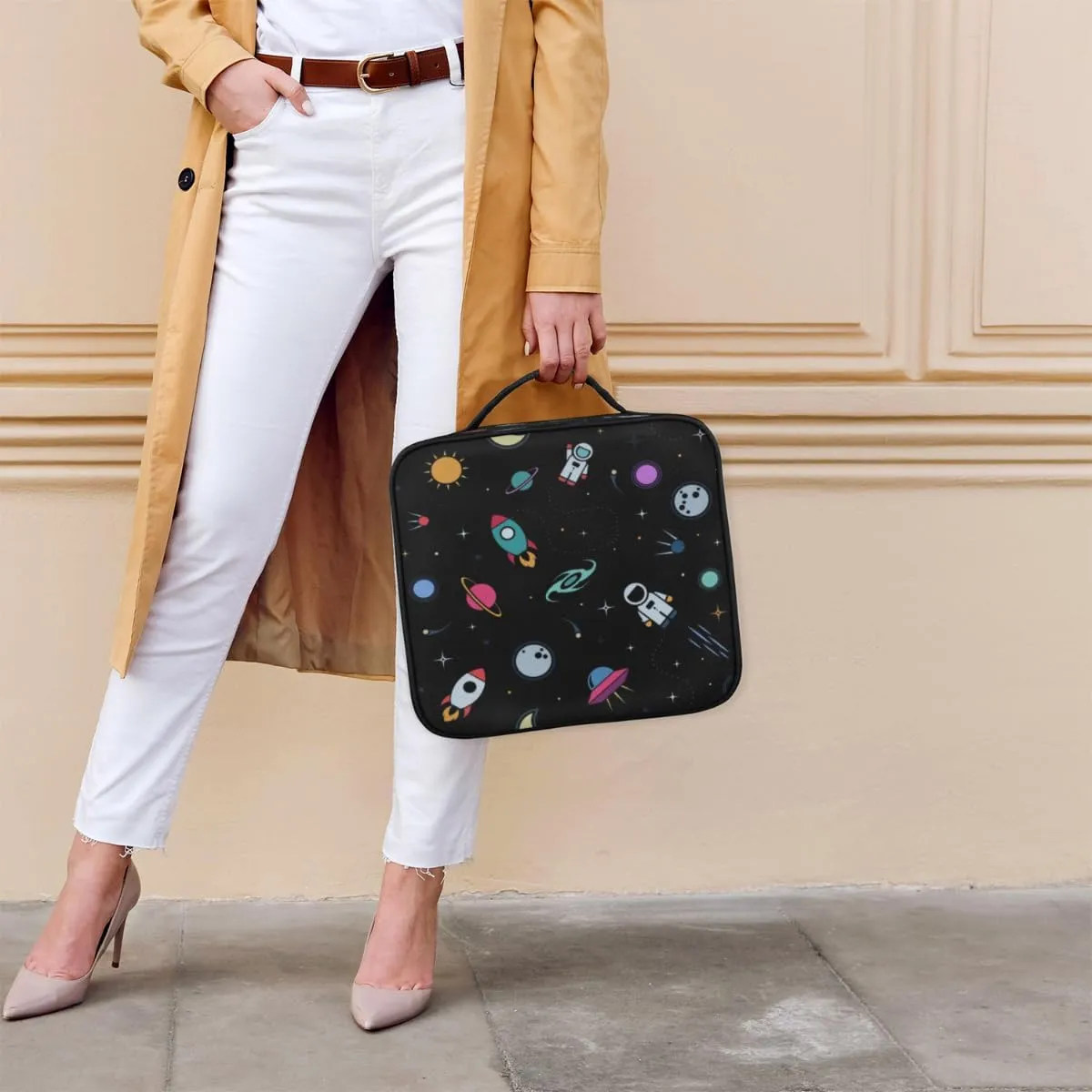 Rocket Earth Astronaut Makeup Train Case Travel Makeup Bag Professional Cosmetic Organizer Portable Storage Box with Adjustable Dividers for Cosmetics Makeup Brushes Toiletry