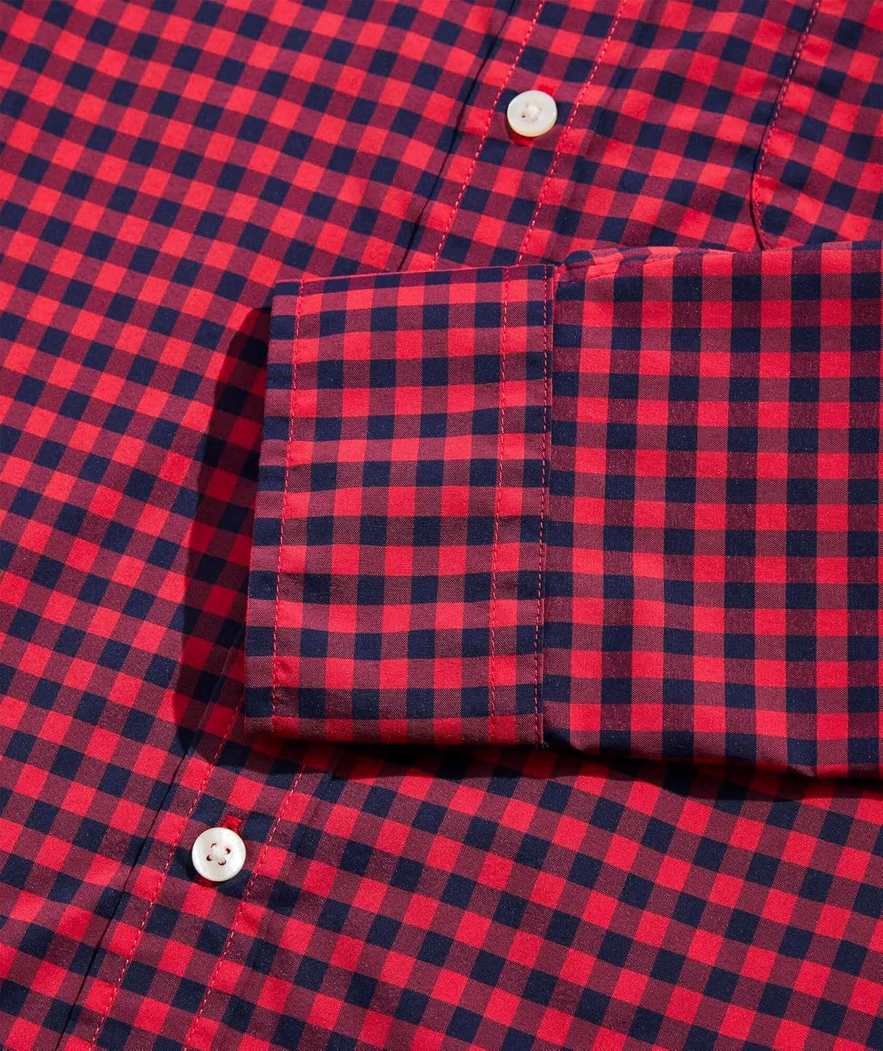 vineyard vines Men's On-The-go Nylon Gingham Shirt